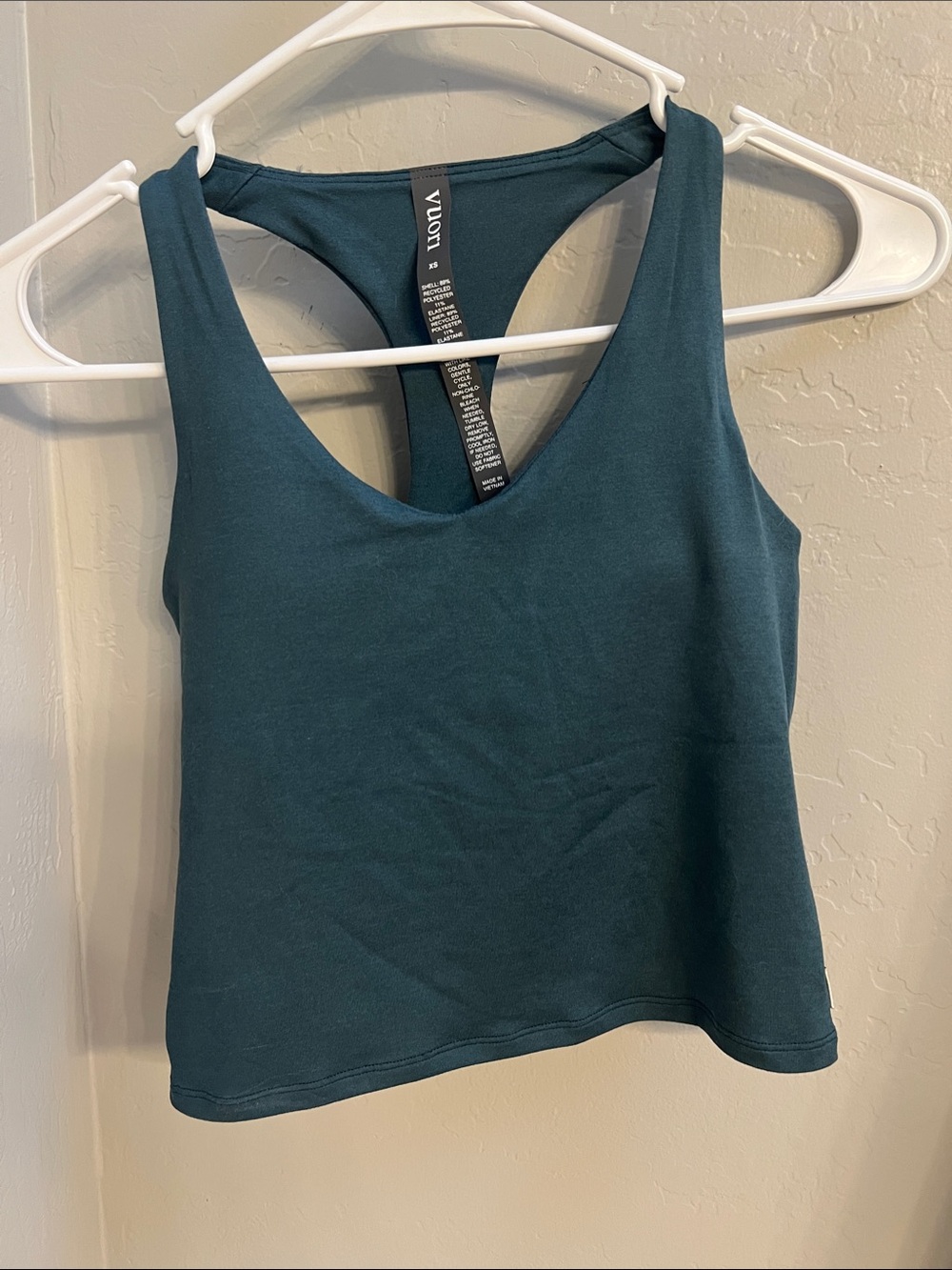 Vuori Women's Halo Performance Top